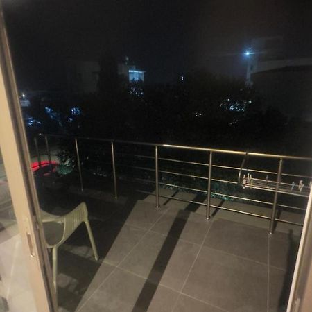 Nicosia'S Pearl Apartment ภายนอก รูปภาพ