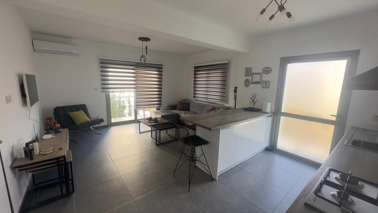 Nicosia'S Pearl Apartment ภายนอก รูปภาพ