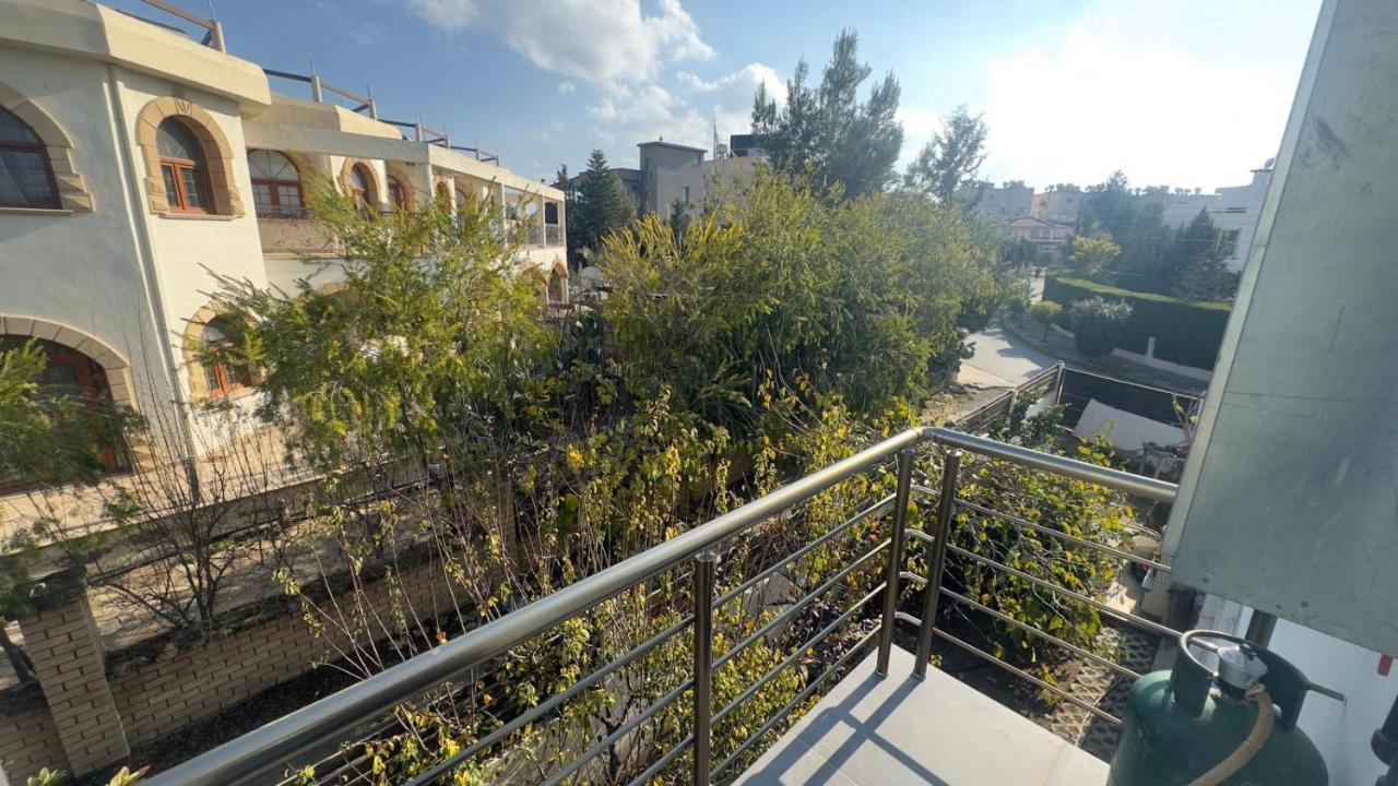 Nicosia'S Pearl Apartment ภายนอก รูปภาพ